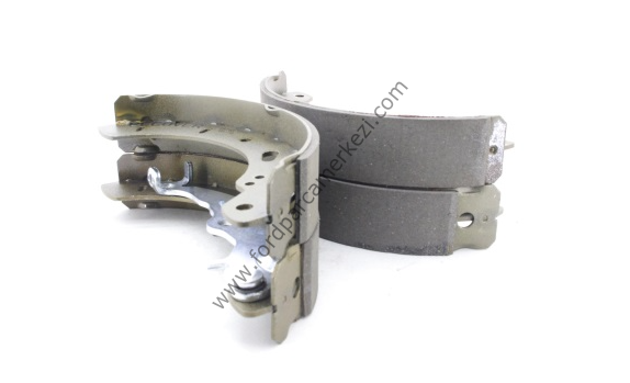 Arka Pabuçlu Balata Courier 2014-2024 İthal EY16 2200 AA